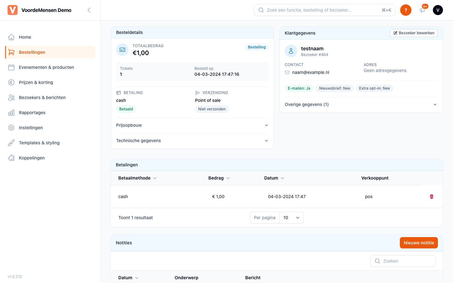 Bestelling met blok Klantgegevens en opt-in-badges